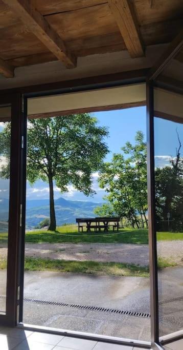 Borgo Doccia 905 Bed and Breakfast Montese Exteriör bild